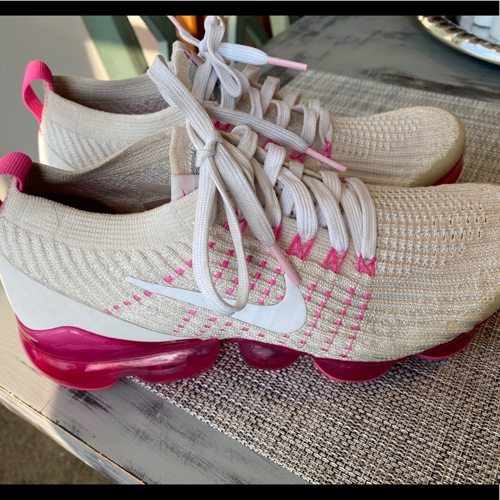 Nike Air Vapormax Flyknit 2